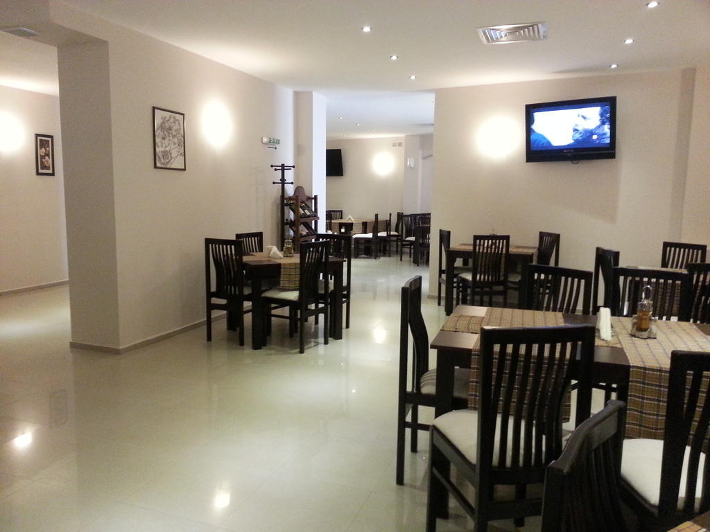 Menada Sunset Kosharitsa Apartments ภายนอก รูปภาพ