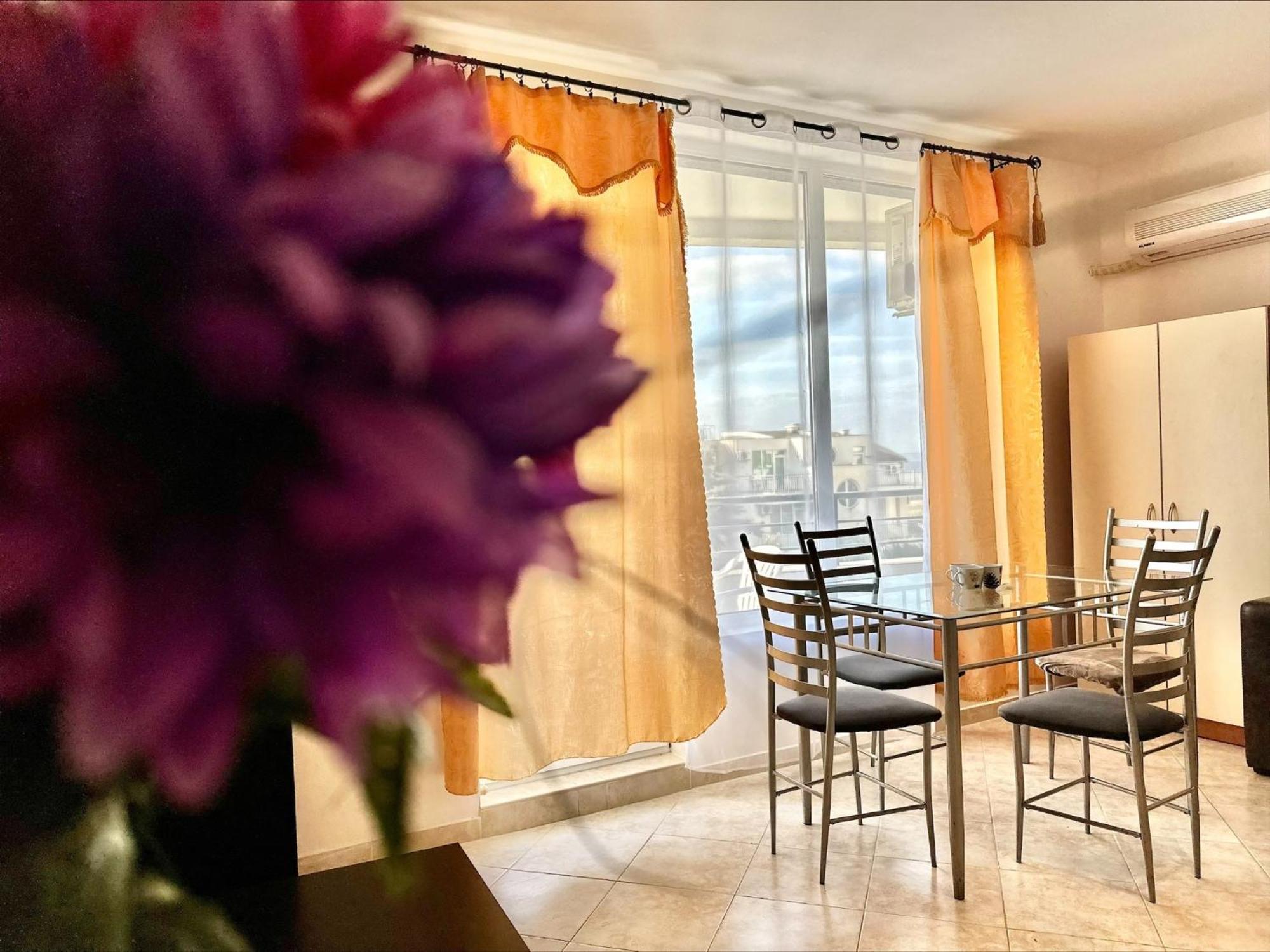 Menada Sunset Kosharitsa Apartments ภายนอก รูปภาพ